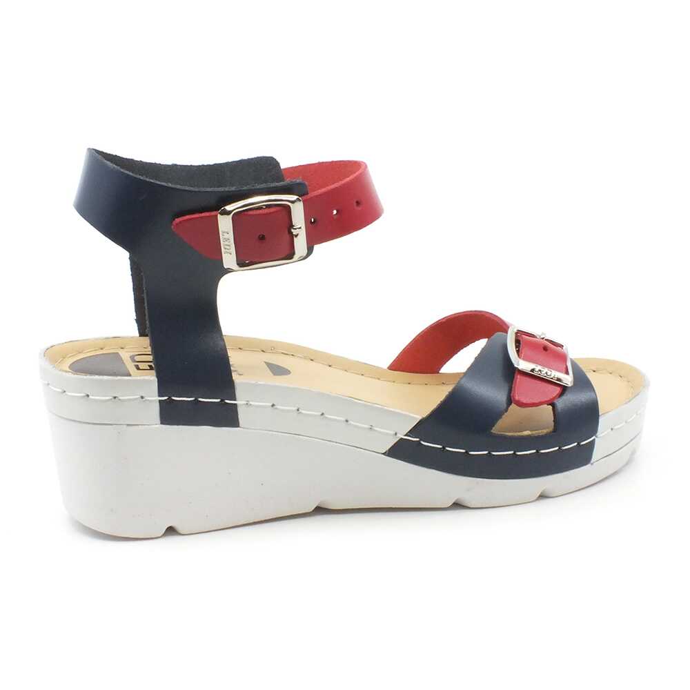 205604ef-693c-4653-9530-57a69e2f2536