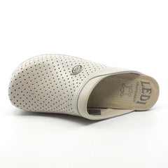 e3c56b4d-e206-4118-9f7b-31d0dd4803bc