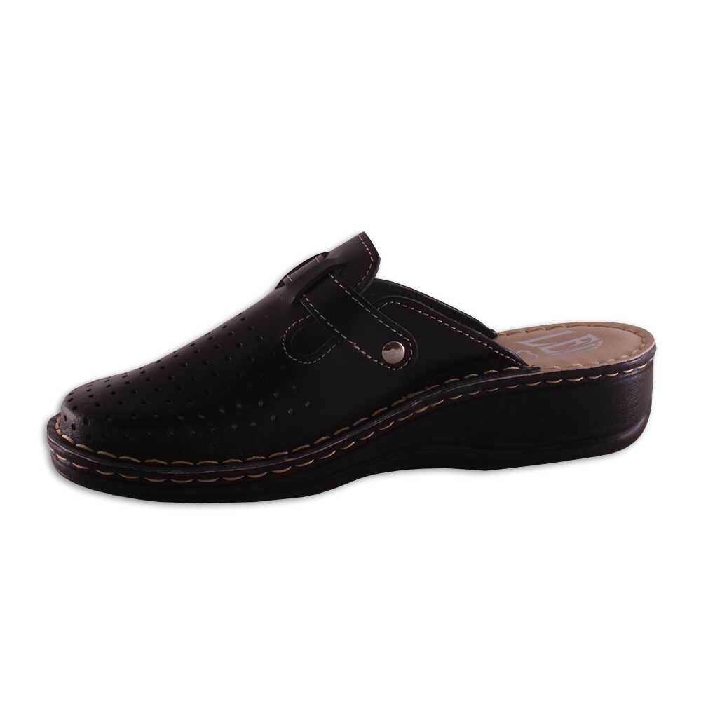 22bb9c05-7ad5-48b1-a2e1-02b573fe7e8d