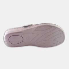 dbda4e6a-7b9b-4ffe-9bee-a052dc580f55