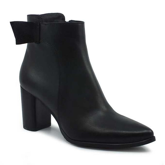 3def24a9-ad78-493a-8f0f-aca92c3d505d