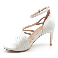 eb98069c-7af0-4966-8a5d-06a3892bf03a