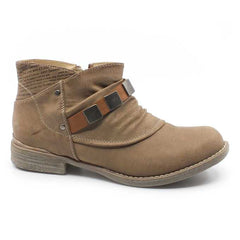 b821ff6b-012b-4a9d-80fe-888c9438eef7