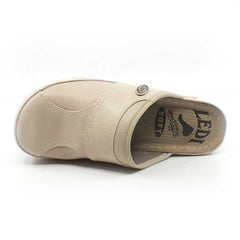 ce3cd6ed-fd85-4ca8-a3af-0dc9e12f80d3