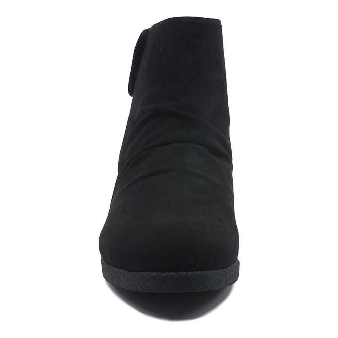 c5d65a4f-54ad-4d58-ad73-b801243935c4