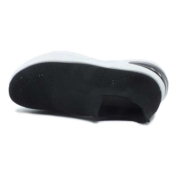 be7d74a7-8dc4-48c3-933e-ed5baf4906ed