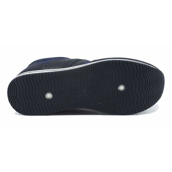 1c359325-029b-407c-b04c-12189df21c23