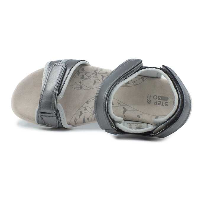 1c4cc8cd-2fd3-407a-a118-8fef33672fbc