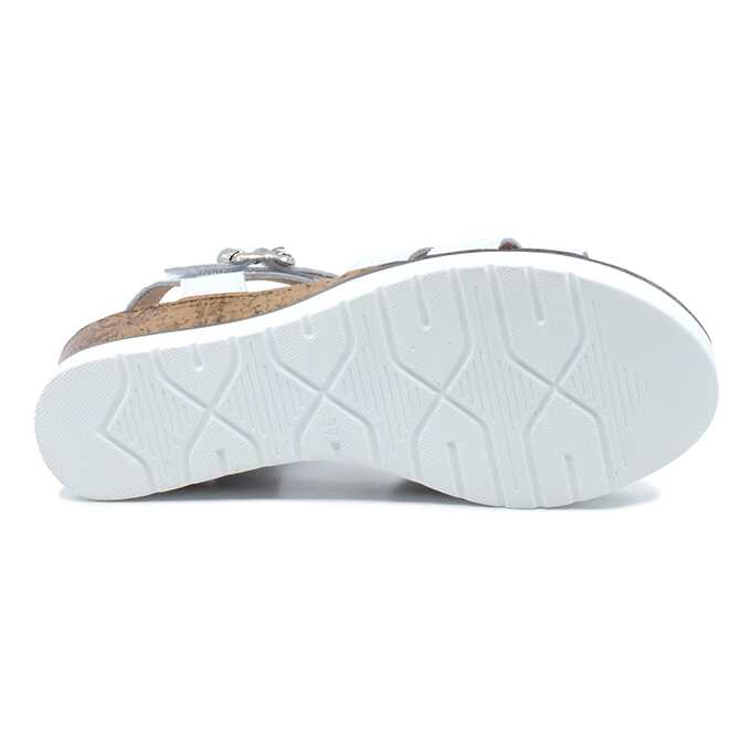 35662547-6c61-445b-8471-3138055414a0