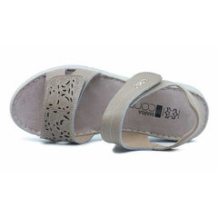 a541cca5-f394-4843-bc70-92c861b4f0a7