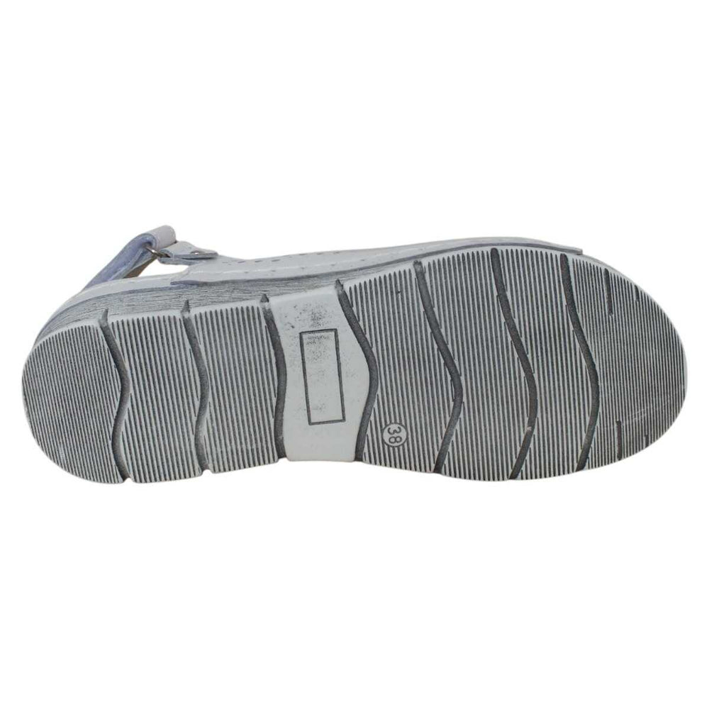 bf27a0ca-31db-42c3-9f7b-a3c247e8b9dc