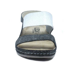 6ef5b44a-a2aa-4469-ad0f-45a360a758e8