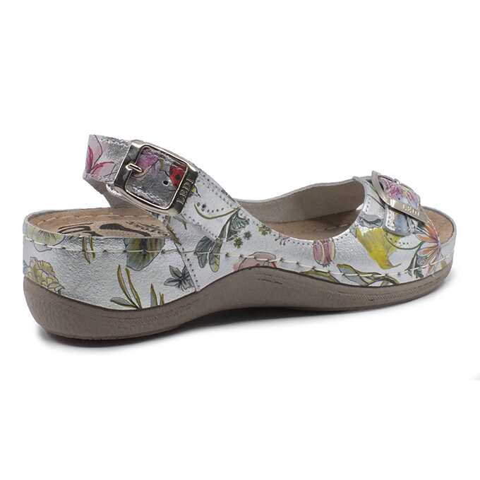 820613e9-aa73-4a2a-84b7-7b155262d392