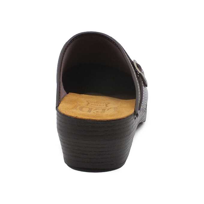 fb4daf57-ee07-42eb-bbd1-24a349d4962b