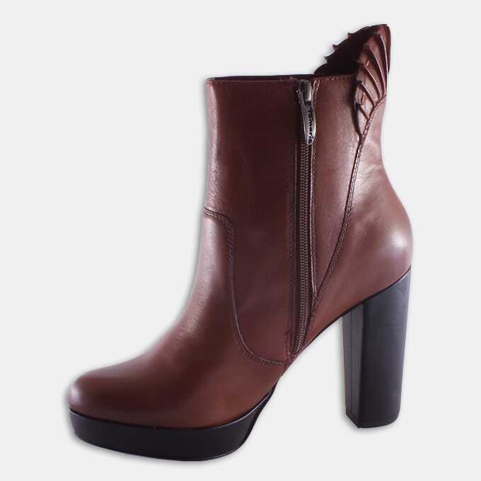 e686af9a-c3c8-41cc-b36f-38bb8cba41ed