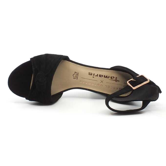 d9e725d0-bc4b-4ce3-aec5-53ea79b3168a