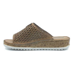 ca9f4c98-4b11-4f80-bc5f-220a65a78b20