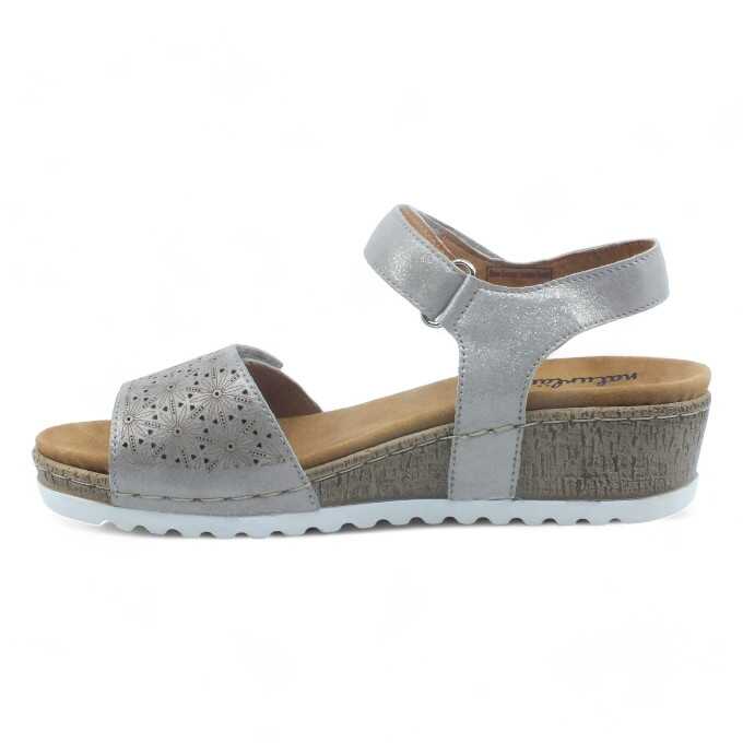 3c6ff122-bc49-4aa1-ba57-ab9cb41843fd