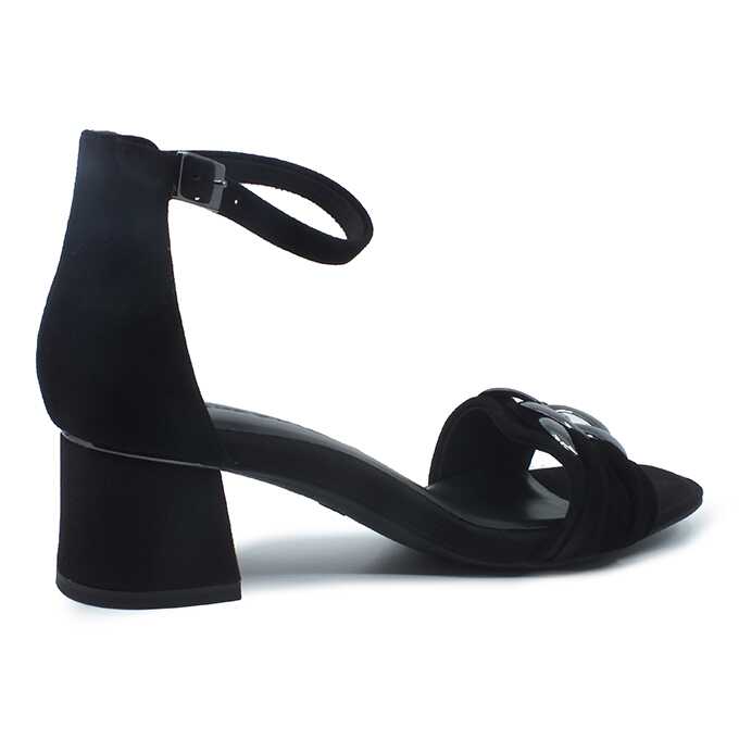 8d88dd80-ec8d-4b51-b676-76f970855698