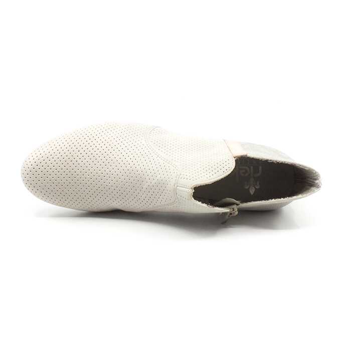 eb045449-c1e0-487b-bbbf-5c7fd4c8108b