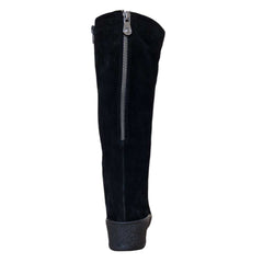 050b9632-293b-46c6-8c31-215c827e5bae