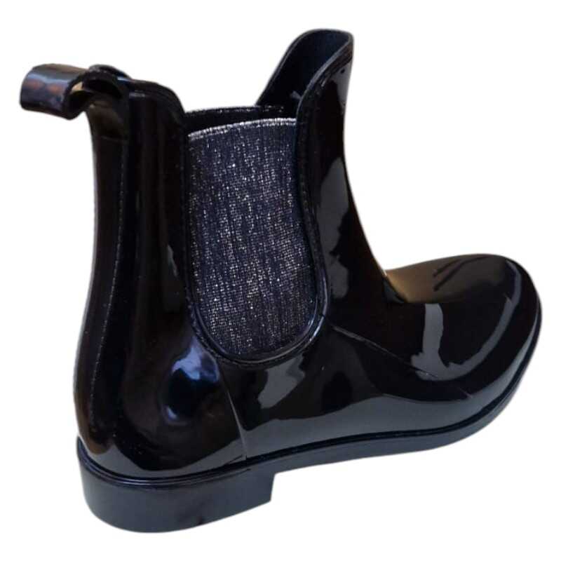 9309b757-641f-440e-941d-d6e98694f759