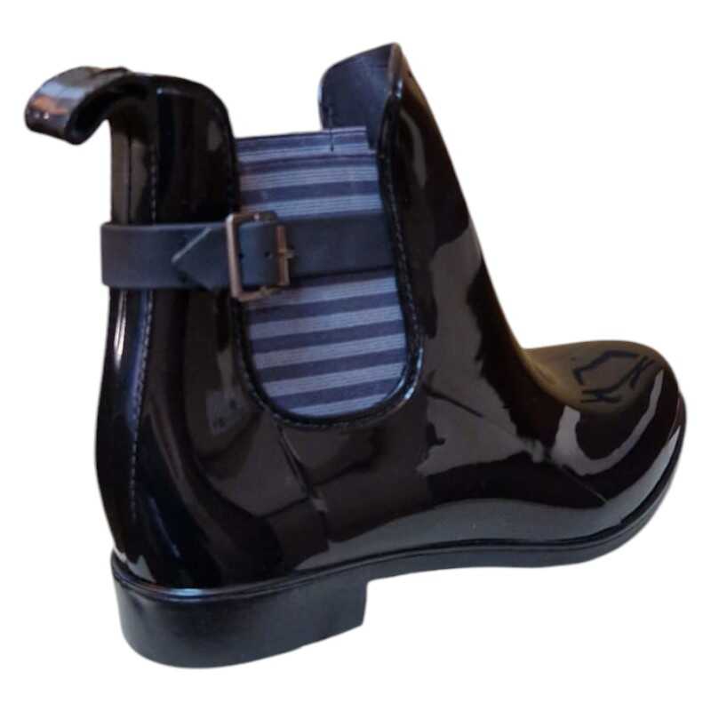 eabab602-95cd-462a-9c45-368586c17bcf