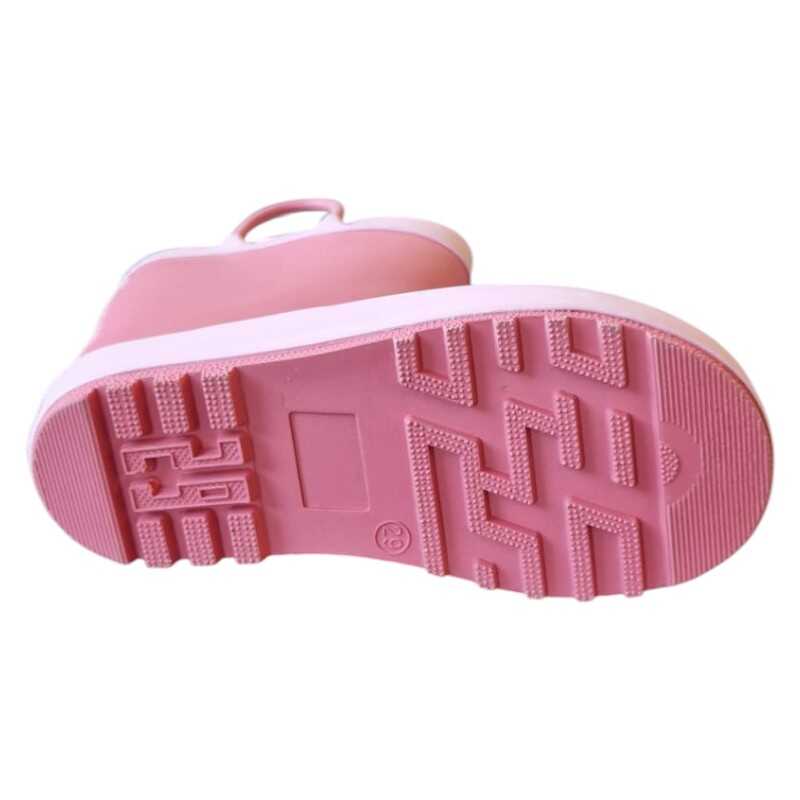 9d5fbadf-f070-44aa-8400-6e660591c19c