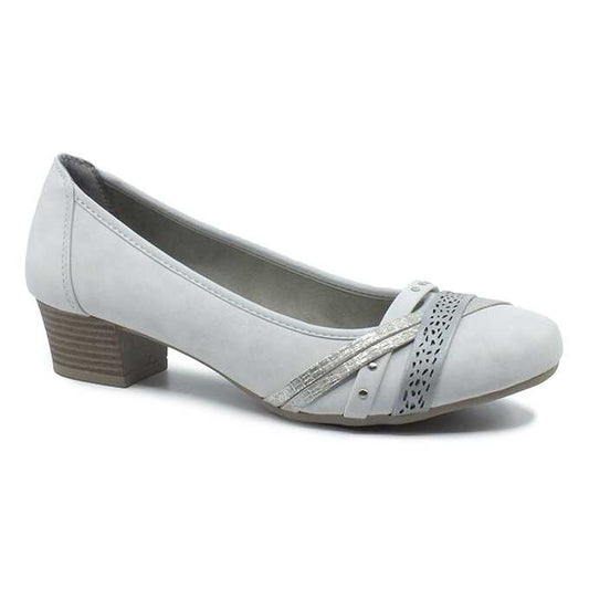 pantofi-cu-toc-mic-eleganti